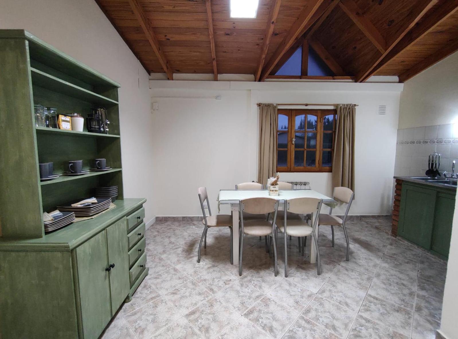 Oliva Hosteria Y Apart El Calafate Zewnętrze zdjęcie